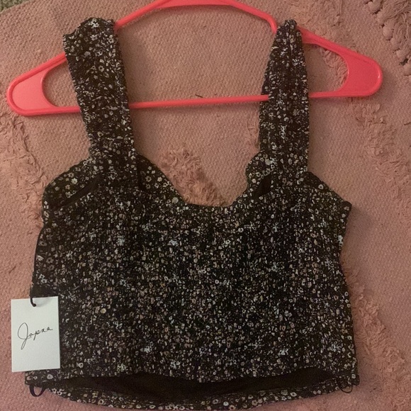 Crop Top - Picture 6 of 9